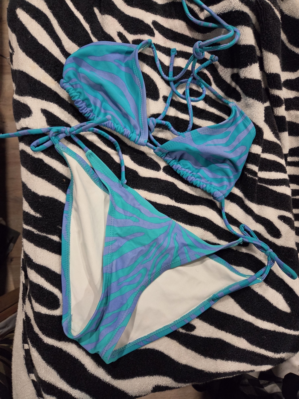 OP Blue & Teal Zebra Print String Bikini sz S bottoms & sz L top no call outs